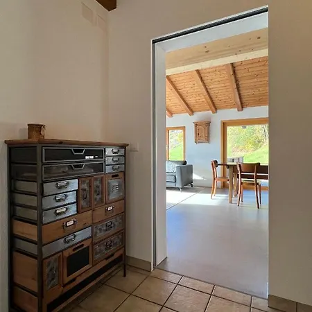 Semesterbostad Casa Campanula