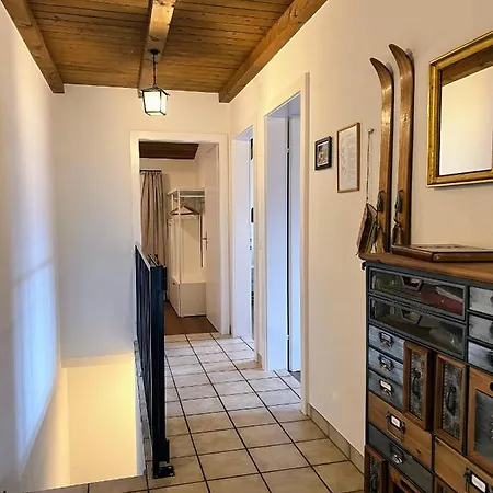 Casa Campanula Сasa de vacaciones Laax